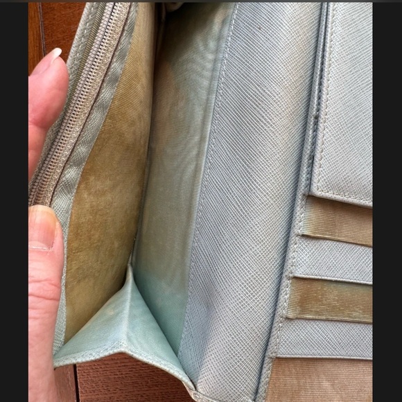 Salvatore Ferragamo Grey Gancini Saffiano Leather Clip Long Wallet W/COA - Picture 9 of 15